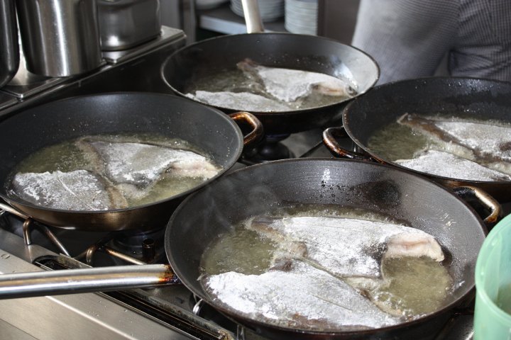 26222_100888219949477_100000848991972_21789_1186471_n