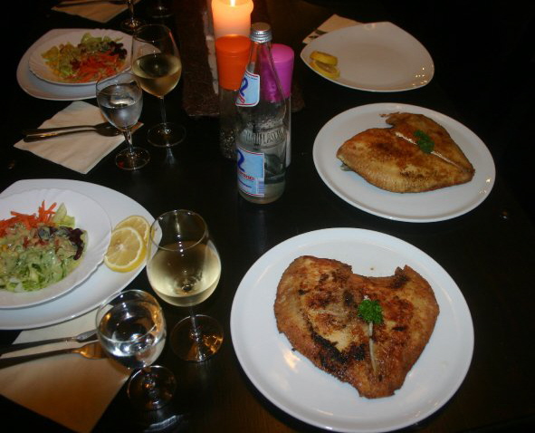 26222_100888263282806_100000848991972_21801_5878686_n