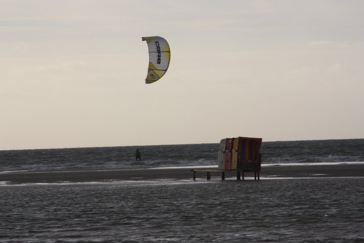 26222_100892966615669_100000848991972_21891_483236_n