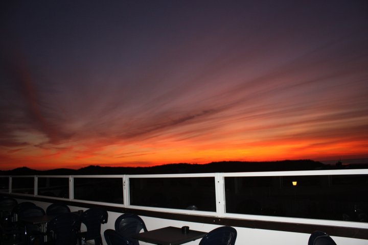 26222_100892973282335_100000848991972_21893_5668950_n